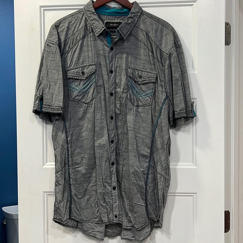 Grey buckle black button up short sleeve
